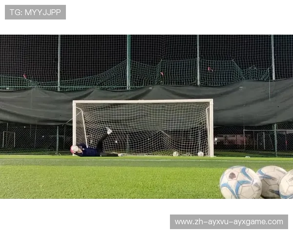 足球比赛中的守门员训练与战术配合